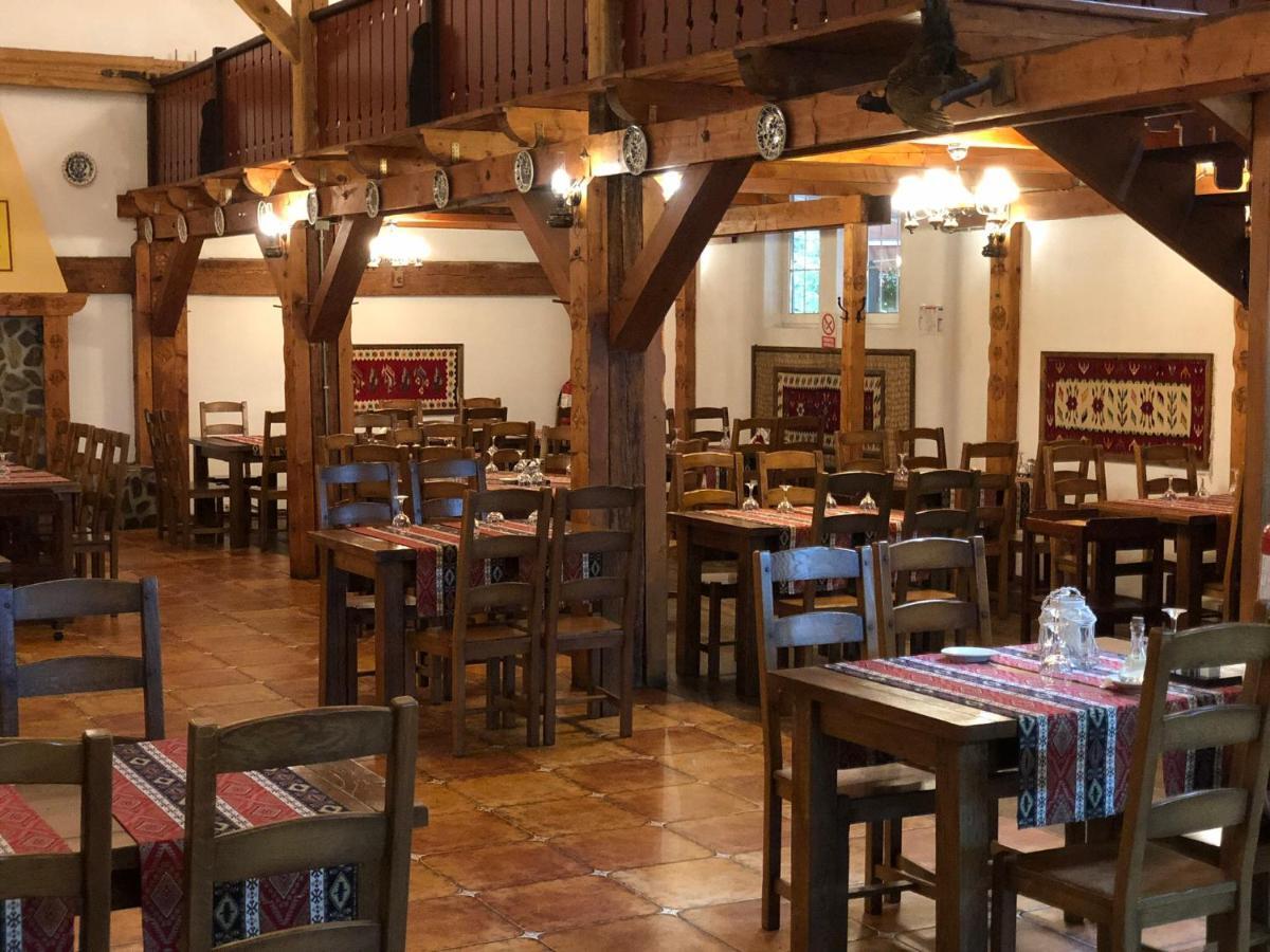 Vila De Argint Aleea Pelesului Nr 2 Синая Экстерьер фото
